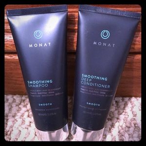 Travel Monat Smoothing Shampoo and Conditioner Set
